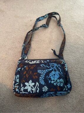 Vera Bradley Little Hipster crossbody bag in the Java Blue floral pattern